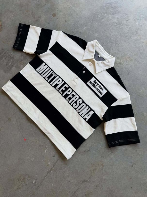 "Men's Casual Red & White Striped Polo Shirt - Breathable Polyester, Short Sleeve, Relaxed Fit, S-2XL"_viptrois.com