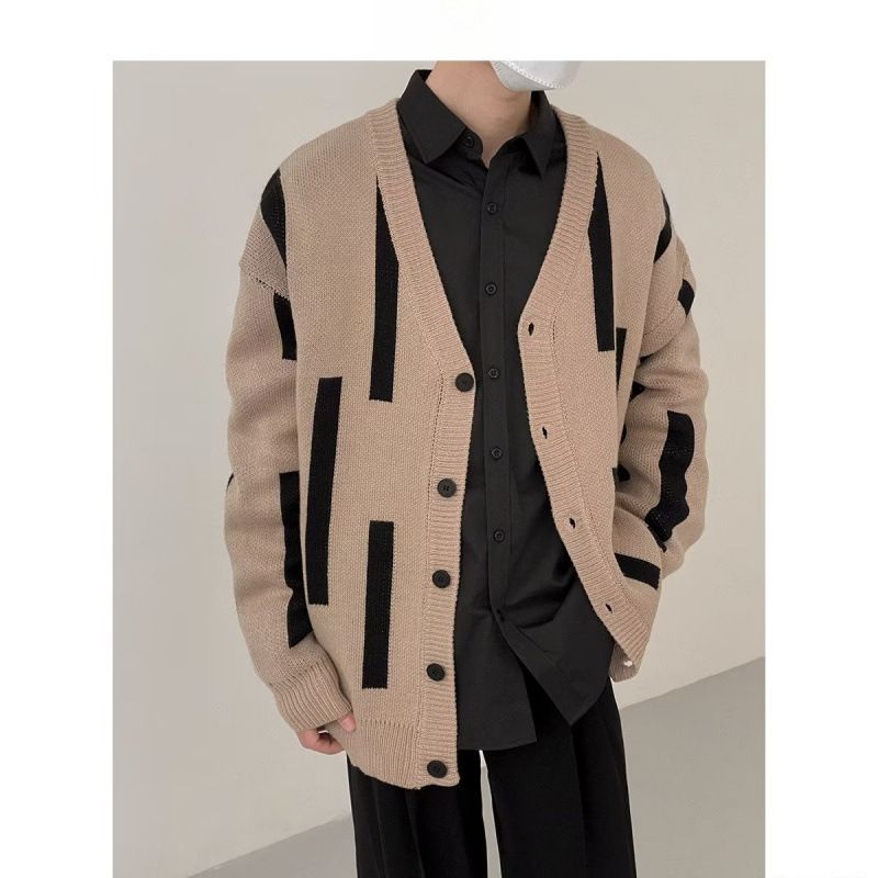 V-neck Knitted Sweater Men's Autumn And Winter Loose Cardigan Sweater To Wear Jacquard Shirt_viptrois.com