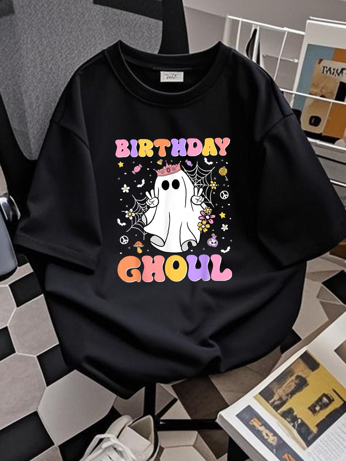 Groovy Ghost Birthday Ghoul Halloween Party Girls T-Shirt Stretched Women Top Graphic Tees Fashion Slightly Soft T-Shirt For Women Casual Top For Everyday Wear Comfortable Unisex Female Casual Versatile Streetwear Women Graphic Stylish Breathable_viptrois.com