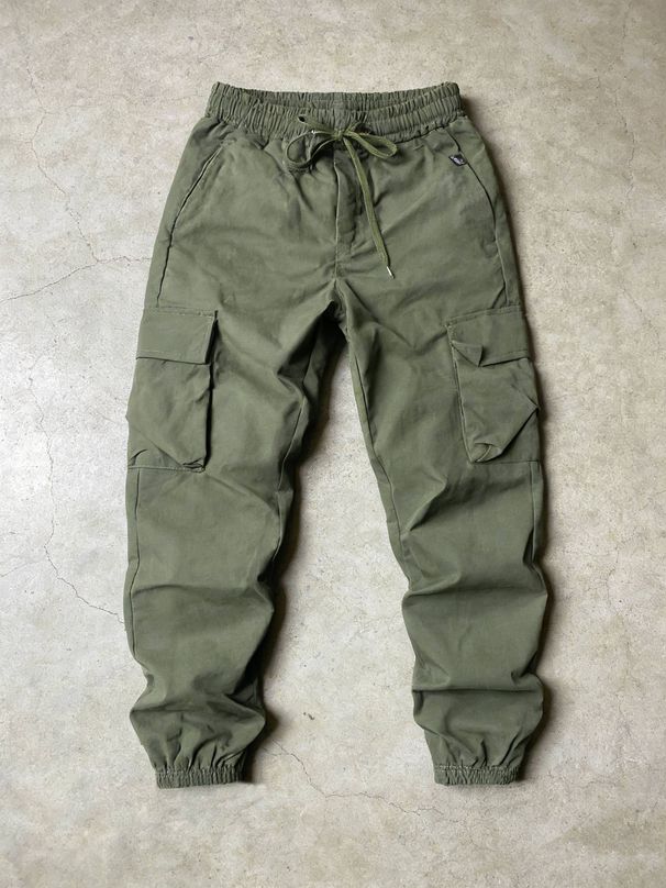 "Men's Tactical Cargo Pants - Army Green Outdoor Workwear With Loose Cuffs, Durable Cotton Fabric For Hiking & Casual Wear"_viptrois.com