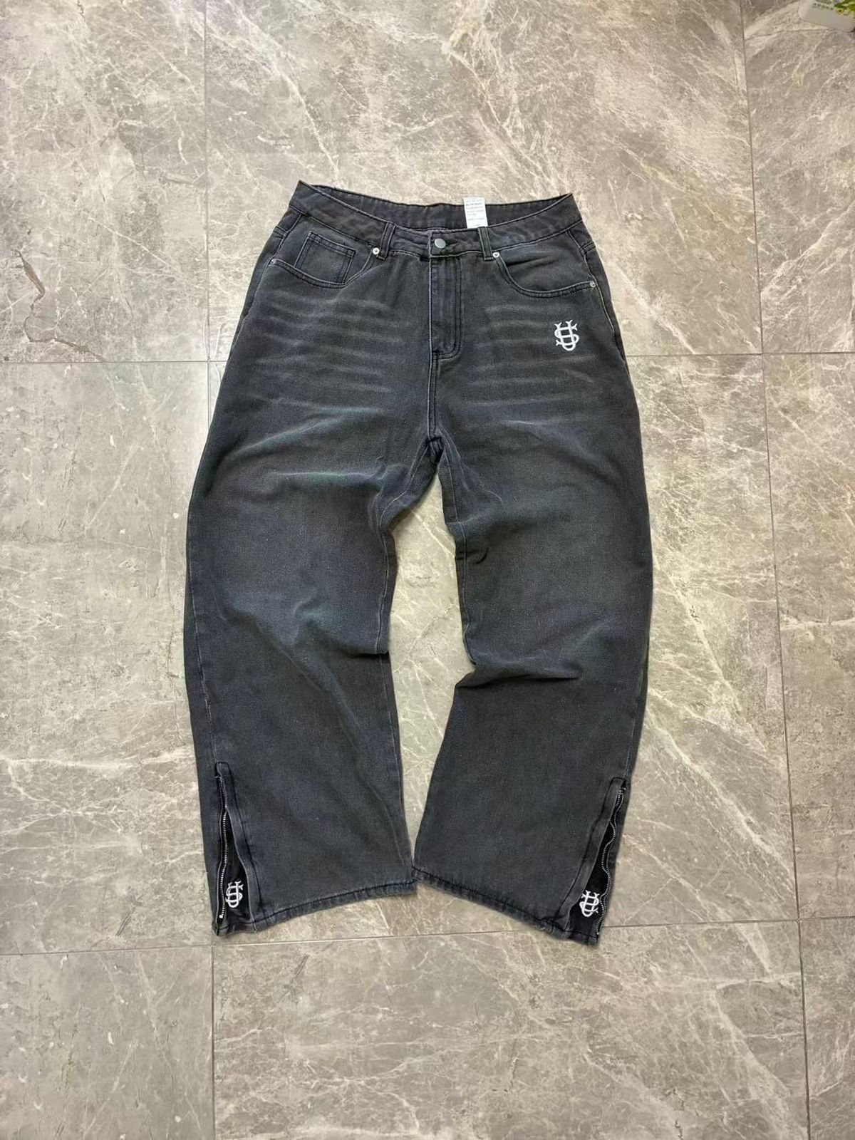 Men's Vintage Washed Denim Jeans, Straight Leg Fit With US Style Embroidery For Men_viptrois.com