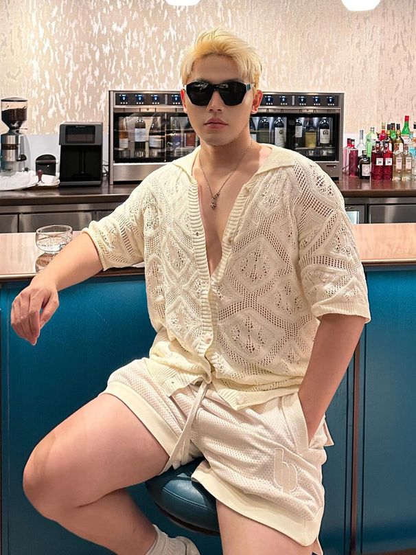 Men's Clothing American Retro Hollow Out Knit Short Sleeved T Shirt For Men, New Summer Casual Loose Sun Protection Half Sleeved Jacket Top._viptrois.com