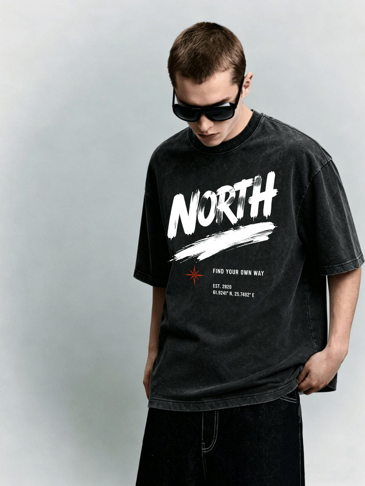 Men's Clothing Light Luxury T Shirt Short Sleeve Brush NORTH Compass Letter Printing Round Neck T-Shirts_viptrois.com