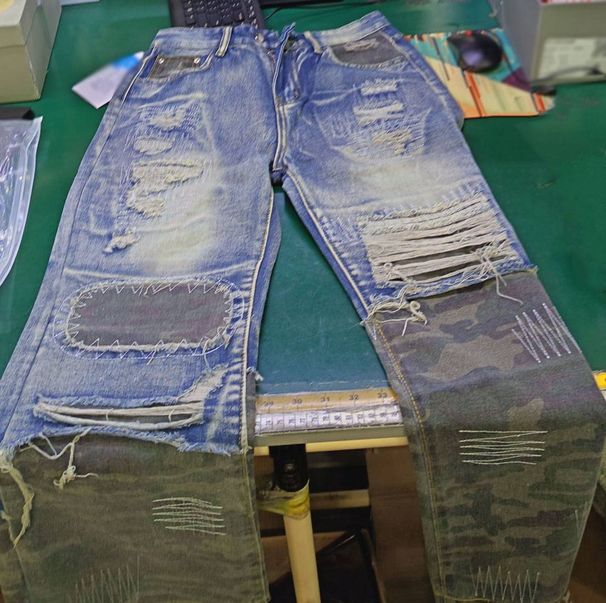 Men's Clothing Retro Two Piece Pants Design Advanced Camouflage Patchwork Jeans Cleanfit Straight Pants_viptrois.com