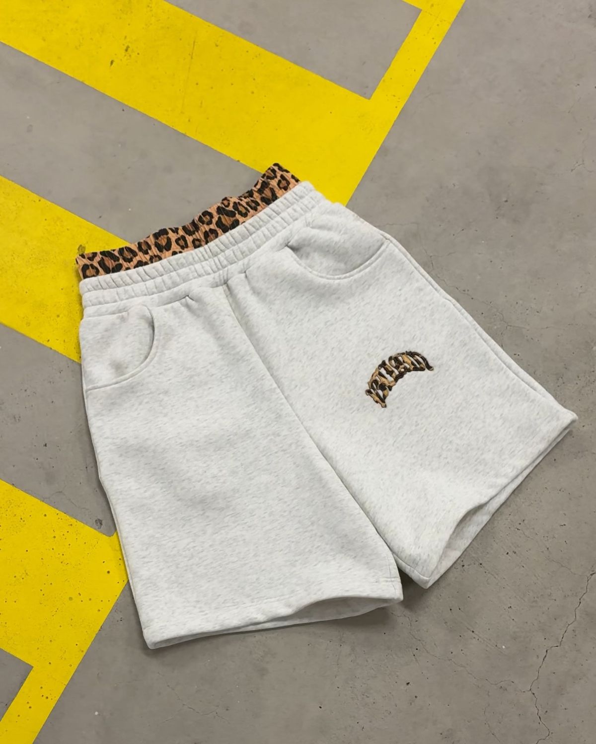 Streetwear Hoodie & Pants Set - Stylish Leopard Print & Letter Embroidery - Unisex Casual Outfit (Grey/Black, S-xl)_viptrois.com