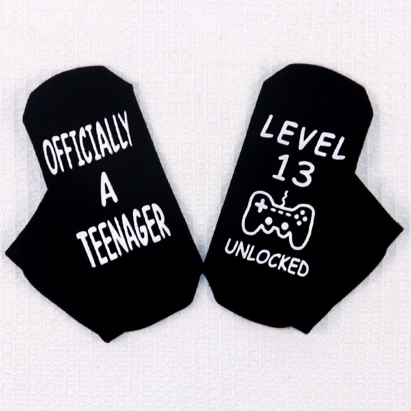 Game socks mid-tube socks casual sports cotton socks sole letter non-slip adhesive socks_viptrois.com
