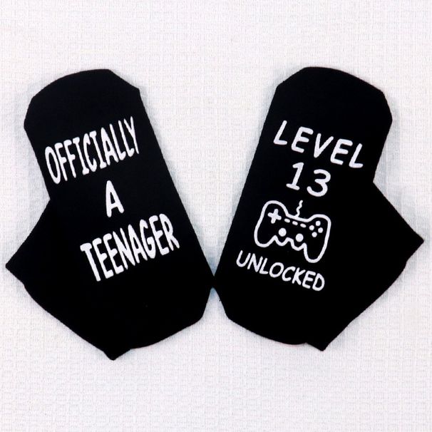 Game socks mid-tube socks casual sports cotton socks sole letter non-slip adhesive socks_viptrois.com