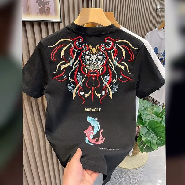 Summer New Men's Short Sleeve T-Shirt round Neck Trendy Koi Fish Design Casual Chinese Style Loose Fit 2025_viptrois.com