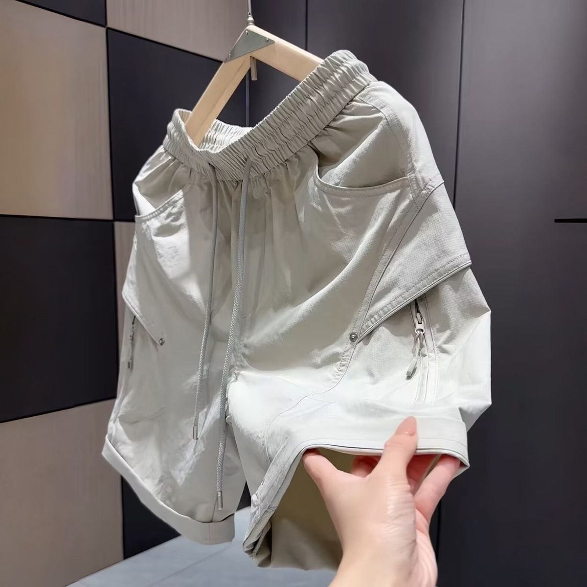 Men's Summer Style Cargo Shorts Lightweight Breathable Loose Fit Casual Quick Drying Zipper Pockets Trendy Versatile Five Point Pants_viptrois.com