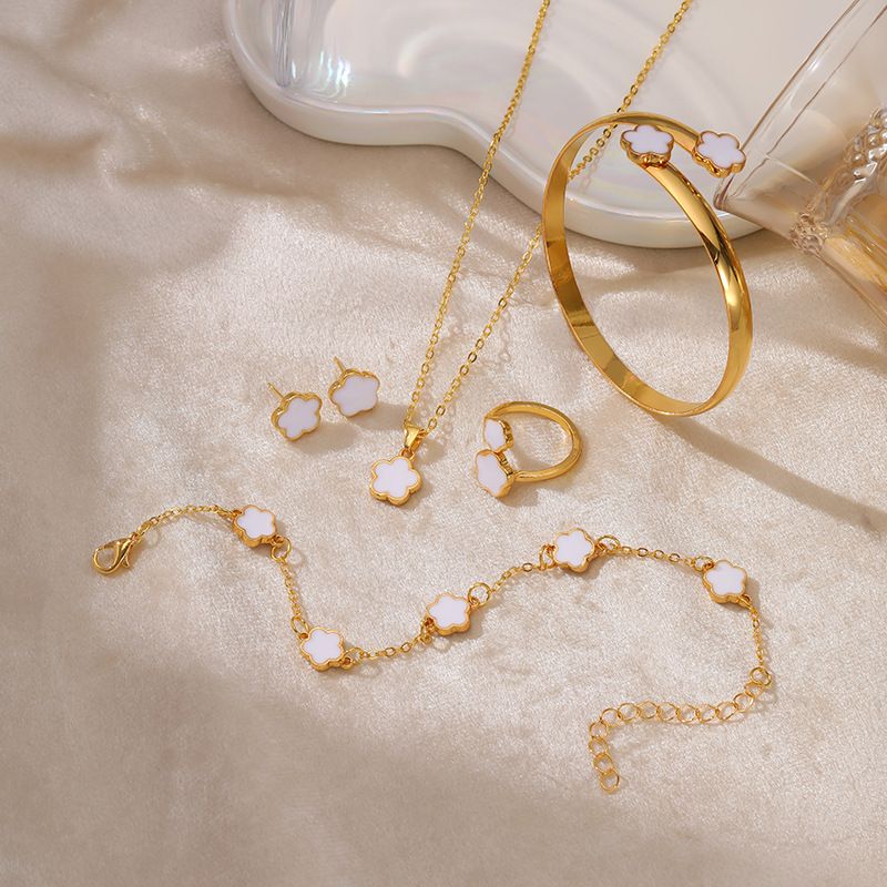 Children's Accessories Five Leaf Clover Jewelry Set For Women Simple Oil Drop Lucky Flower Necklace Versatile Hand Jewelry Earrings_viptrois.com