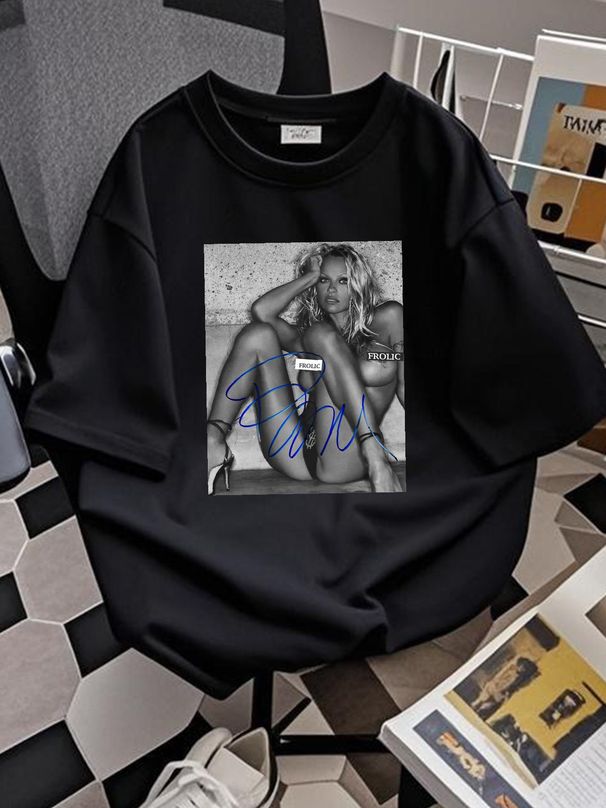 PAMELA ANDERSON Signed Black T Shirt Size S M L 234XL EE880 Stretched Comfortable Unisex Fashion Summer Versatile Streetwear Soft Graphic_viptrois.com