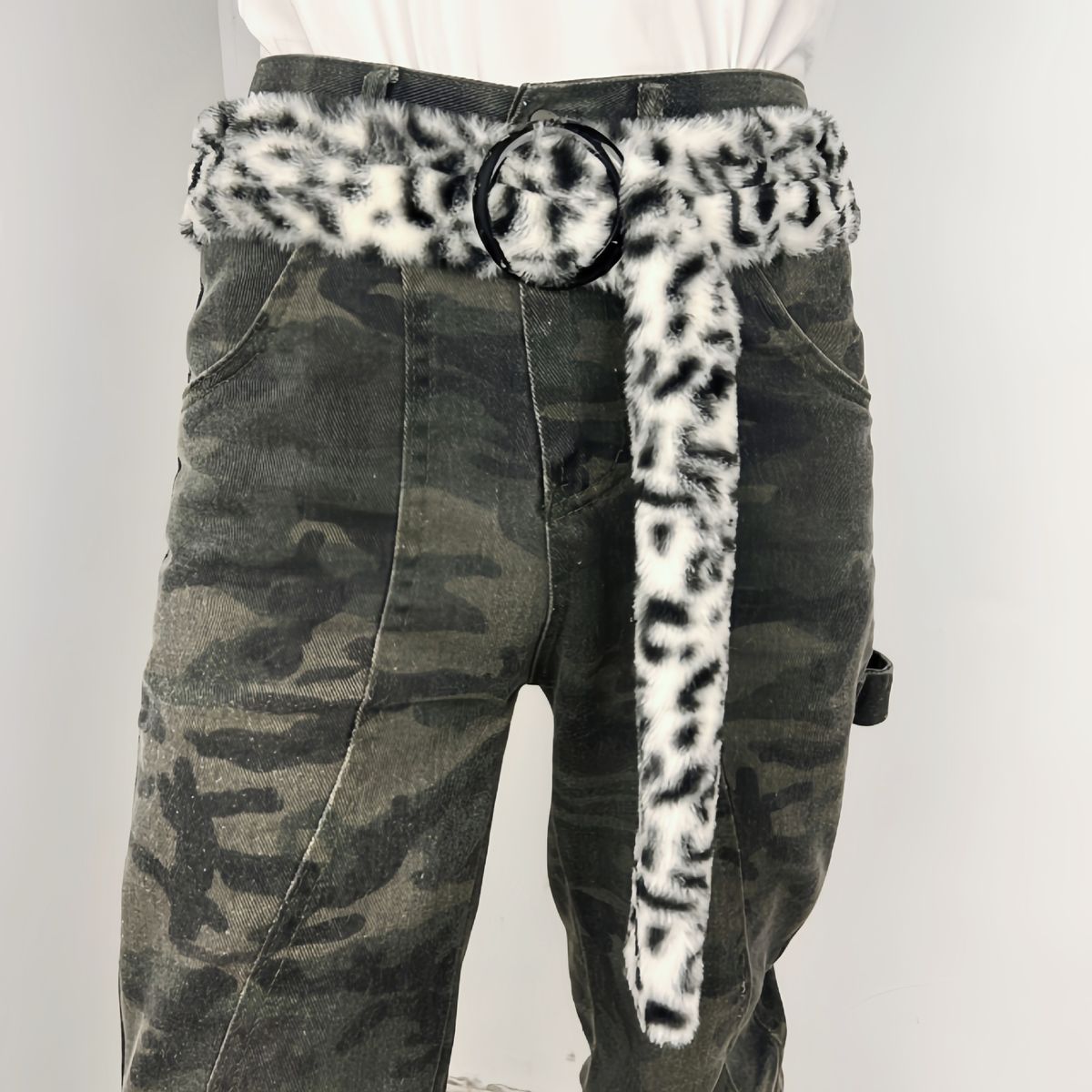 Retro Leopard Print Velvet Belt - Chunky Statement Waistband With Grommet Details For Bold Looks_viptrois.com