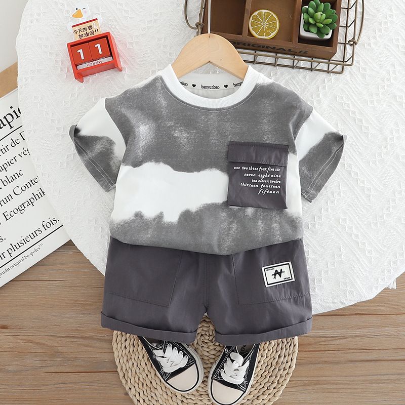 Boys' Summer 2025 New Small And Medium Sized Children's Wear Casual Short Sleeved Shorts Two Piece Set Trendy_viptrois.com