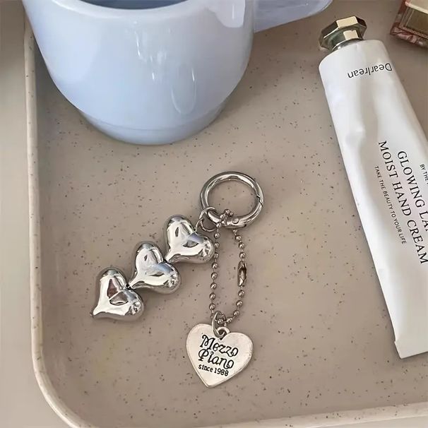 Bag Charm Design Silver Love Beaded Pendant Bag Mobile Phone Decoration Pendant Personality Fashion Keychain Accessories_viptrois.com