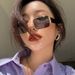 2023 Mode Vintage Sonnenbrille Frauen Männer Marke Designer Retro Rechteck Sonnenbrille Weiblich Männlich Beliebte Bunte Quadratische Brillen_viptrois.com
