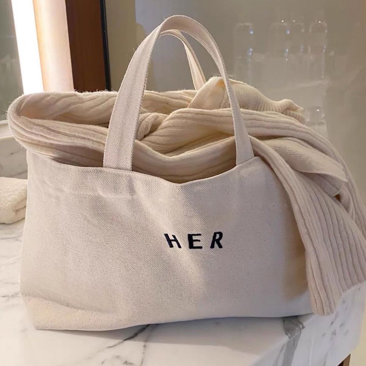 Women’s Bags Spring New Korean Ins Literary Letters Fashion Canvas Lunch Box Bag Simple Hand Tote Bag Trend_viptrois.com