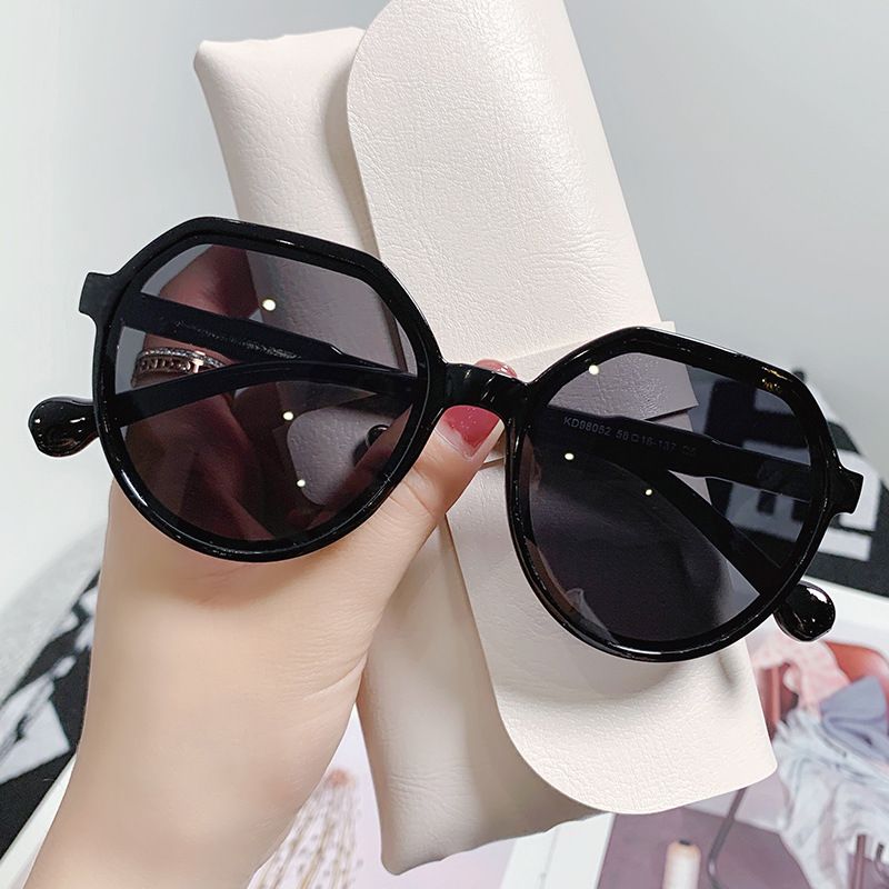 2024 New Tawny Sunglasses Ins Style Female Korean Web Red Retro Small Frame White Sunglasses Small Face_viptrois.com