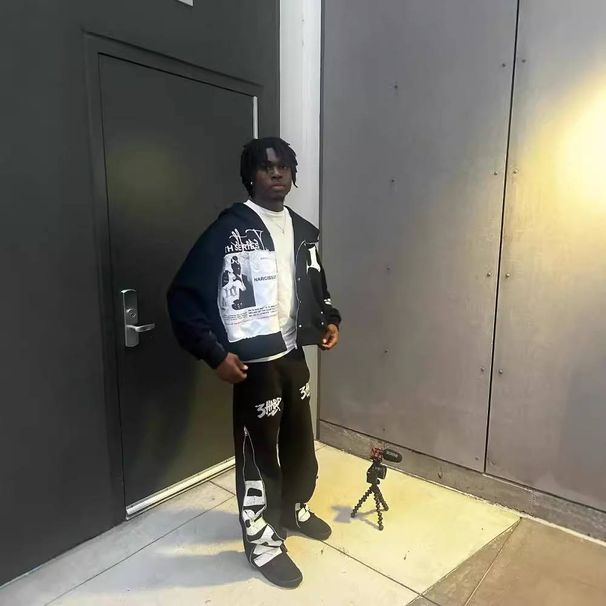 Men's Clothing Loose Personality Hip Hop Street Embroidery Patch Embroidery Printing Craft Hooded Sweatshirt_viptrois.com