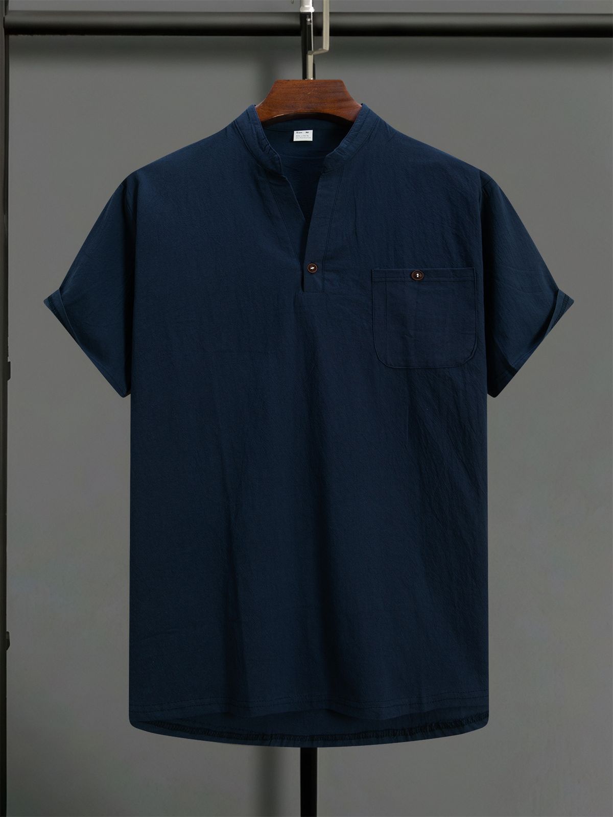 "Men's Linen Blend Short-Sleeve Polo Shirt – Breathable Stand Collar Summer T-Shirt, Lightweight & Wrinkle-Resistant (8 Colors, Sizes S-XXL)"_viptrois.com