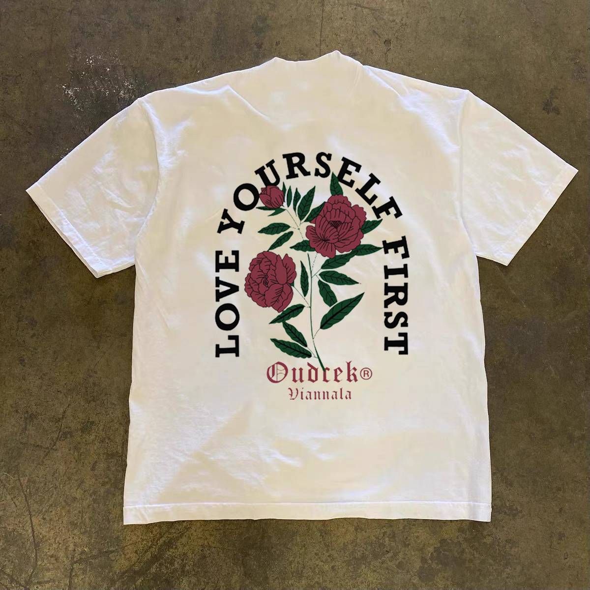 2025 Summer Essential Unisex Oversized Cotton Short-Sleeve T-Shirt – Trendy Loose Fit Casual Tee For Men And Women_viptrois.com