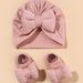 2Pcs Newborn Baby Bow Hat Socks Set Solid Color Cotton Infant Girls Turban Cap Anti-slip Socks_viptrois.com