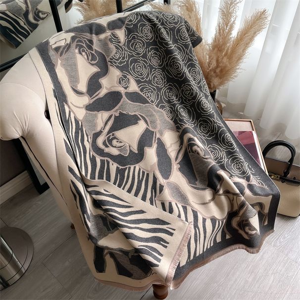 Unisex Autumn and winter new flower cashmere scarf women's air conditioning shawl fashion temperament thick scarf_viptrois.com