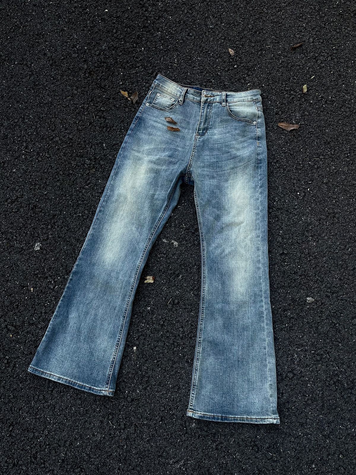 Men's Clothing Retro Washed Blue Denim Cleanfit Distressed High Street Vibe Flared Jeans_viptrois.com
