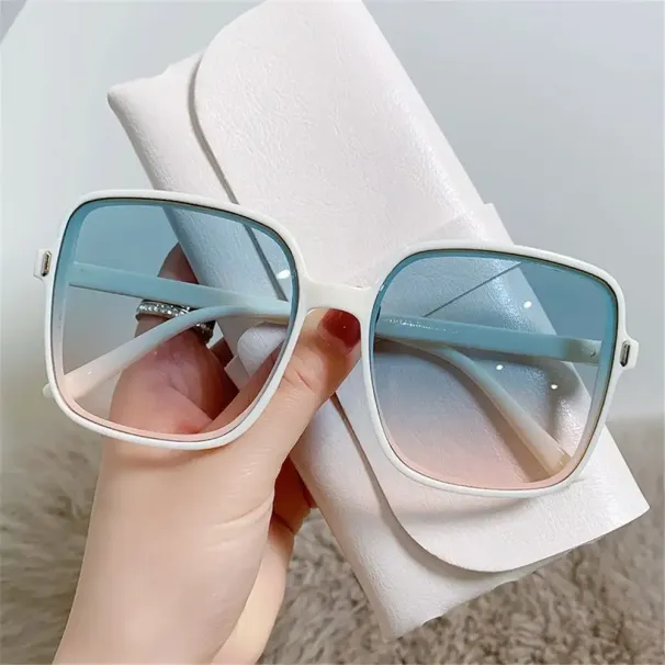 Hot Sale Square Woman Retro Vintage Gradient Sunglasses Oversized Female Clear Lens Black White Oculos De Sol Glasses Women_viptrois.com