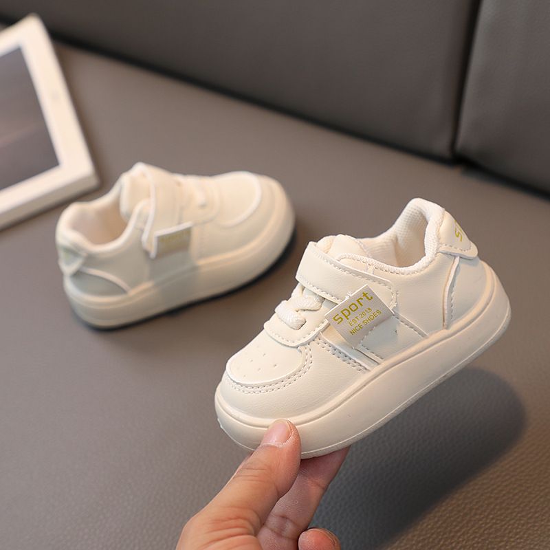 A generation of children's baby shoes autumn new soft-soled fashion breathable 1-3 years old men's shoes Joker board shoes_viptrois.com