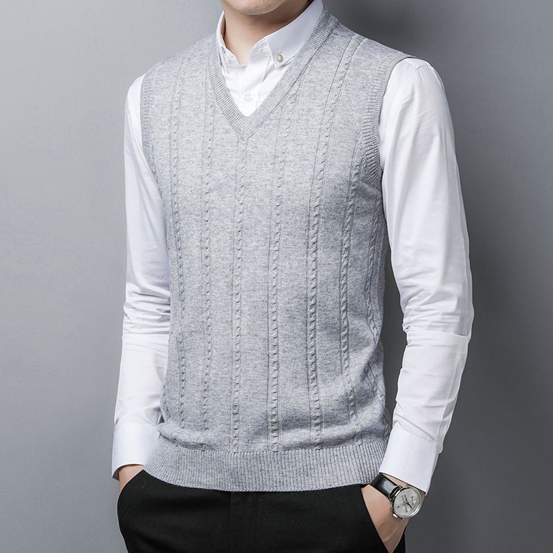 Men's Autumn And Winter New V Neck Knitted Vest Casual Pullover Solid Color Sleeveless Twisted Sweater Vest Bottoming Shirt_viptrois.com
