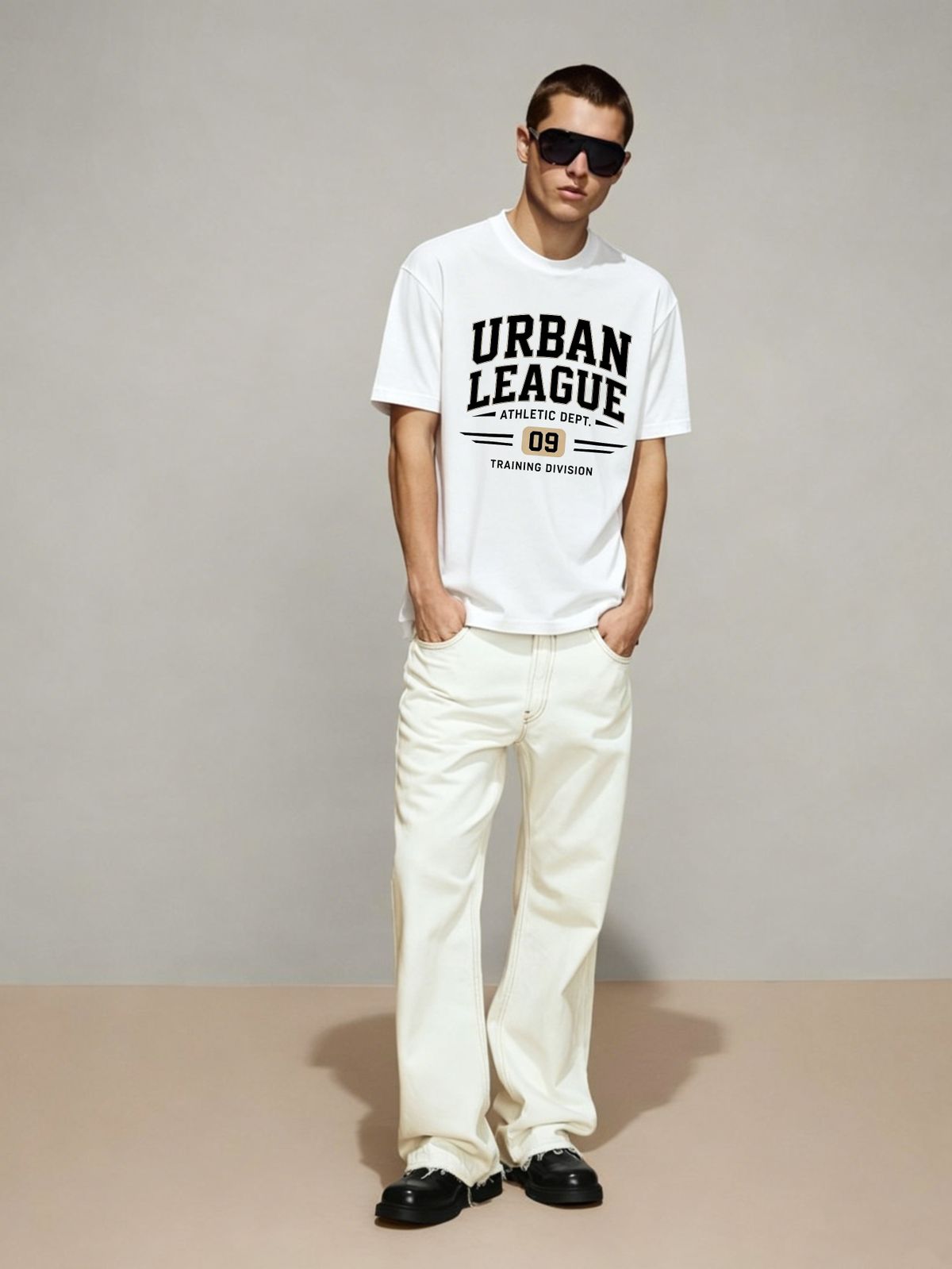 European Style Men's Short Sleeve T-Shirt, Varsity URBAN LEAGUE 09 Print, Casual Round Neck Streetwear Tee_viptrois.com
