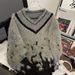 "Unisex V-Neck Gradient Knit Sweater – Retro Streetwear Oversized Pullover With Breathable Fabric (White/Grey, M-2XL)"_viptrois.com