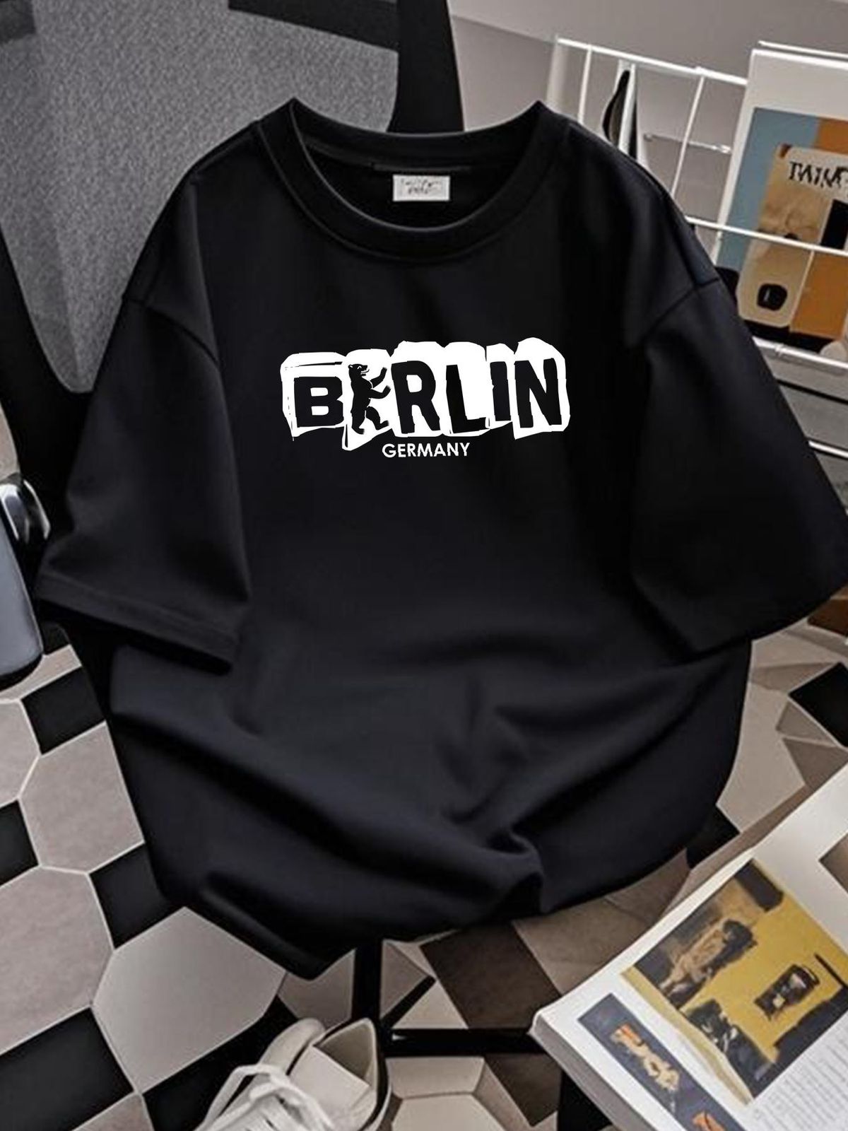 Berlin Gery T-Shirt Berlin Bear Shirt Cult Capital Gift S-5XL Slightly Designer Clothes Stretched Fashion Streetwear Breathable Unisex Summer_viptrois.com