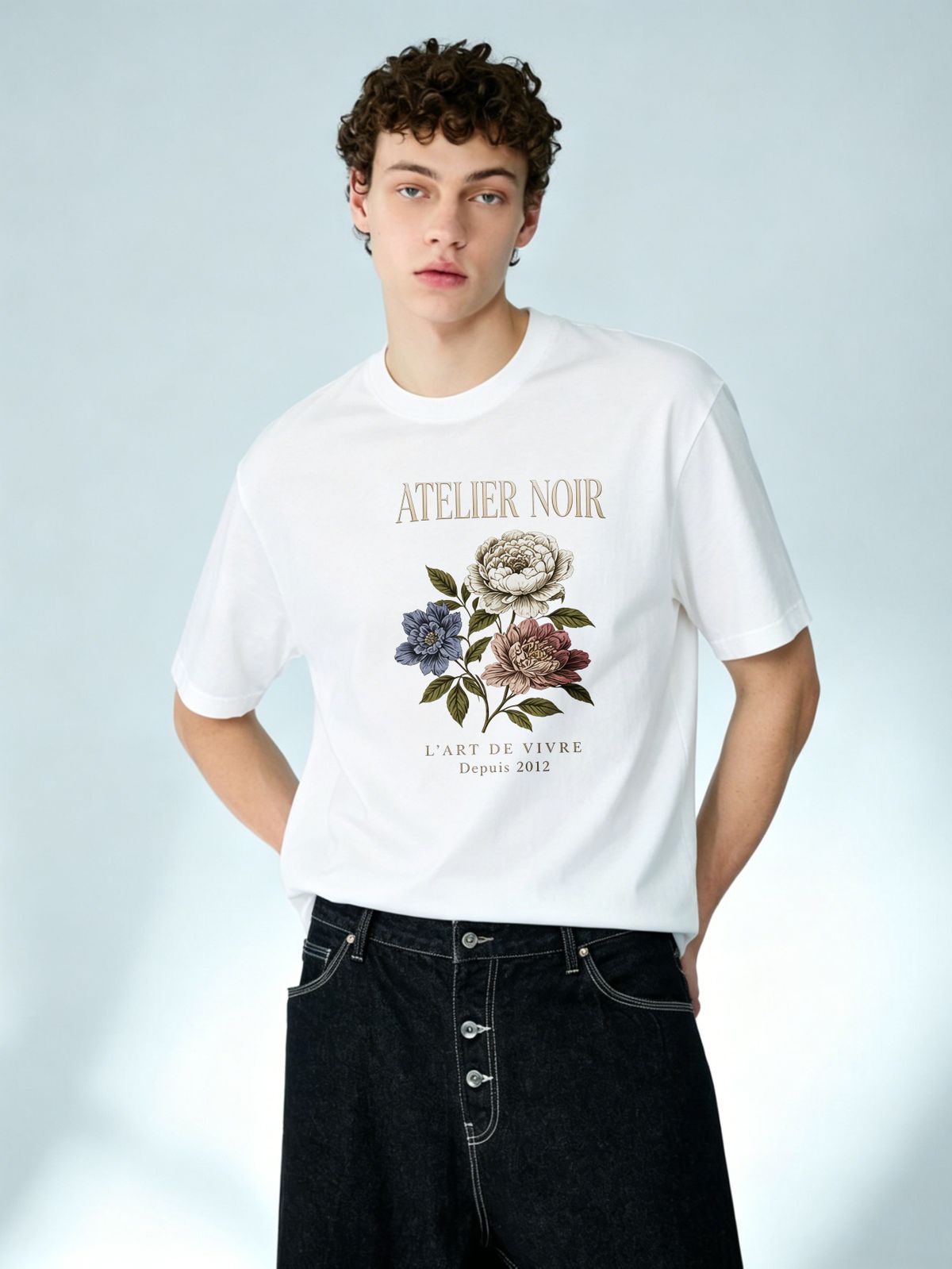 European Style Men's Short Sleeve T-Shirt, Vintage Peony ATELIER NOIR Print, Casual Round Neck Streetwear Tee_viptrois.com