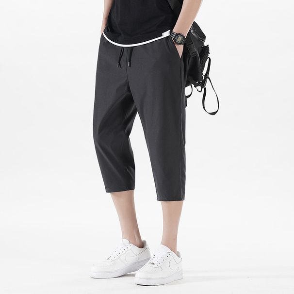 Men's Lightweight Solid Color 7-Inch Inseam Casual Shorts Loose Fit Beach Shorts In Black Grey Tones_viptrois.com