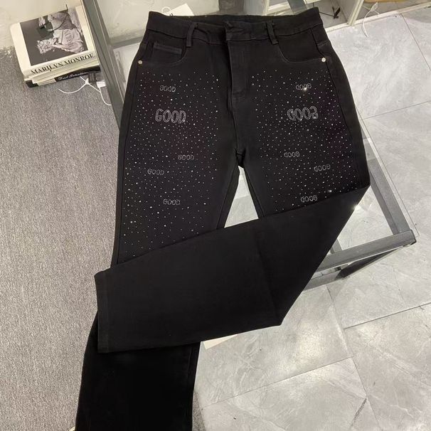 2026 Hot-selling Jeans, Popular On Social Media, New Versatile Classic Straight-leg Slim-fit Black Jeans_viptrois.com