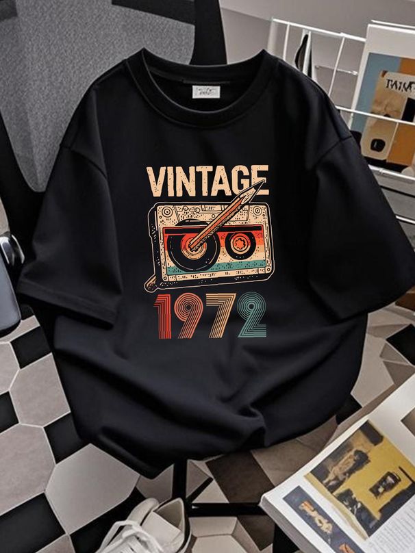 mb Vintage 1972 Cassette Tape Pencil Retro Classic Birthday T Shirt SweaT 18302 Unisex Stylish Streetwear Summer Homme Slightly Stretched_viptrois.com