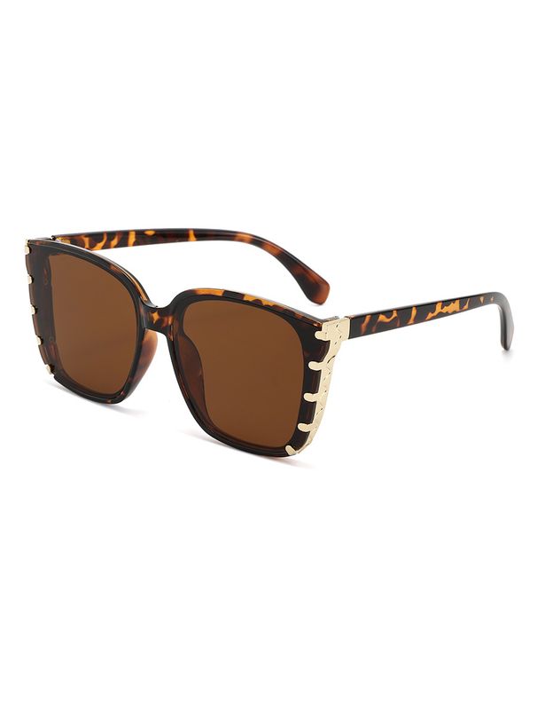New Hot Selling Metal Edged Square Frame Anti Ultraviolet Sunglasses Outdoor Street Shooting Sunglasses For Women T1404_viptrois.com