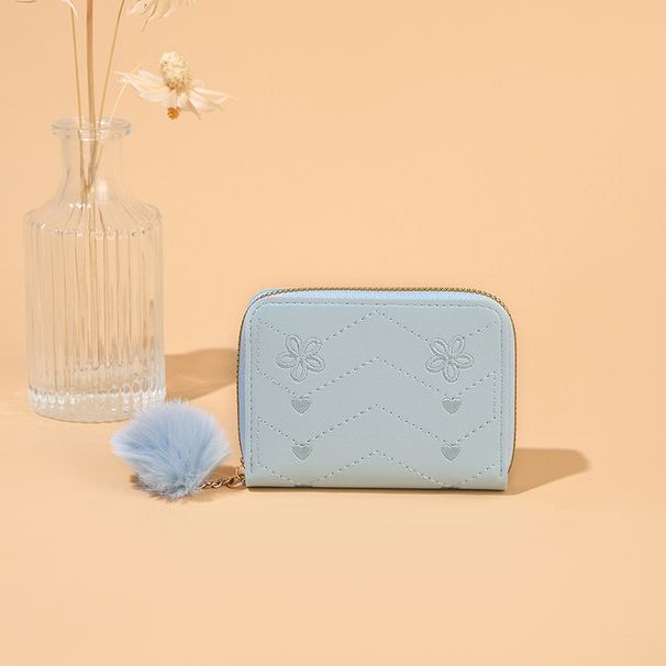 Women's New Short Compact Wallet Simple Fashion Handbag Fur Ball Decoration Casual Card Holder_viptrois.com