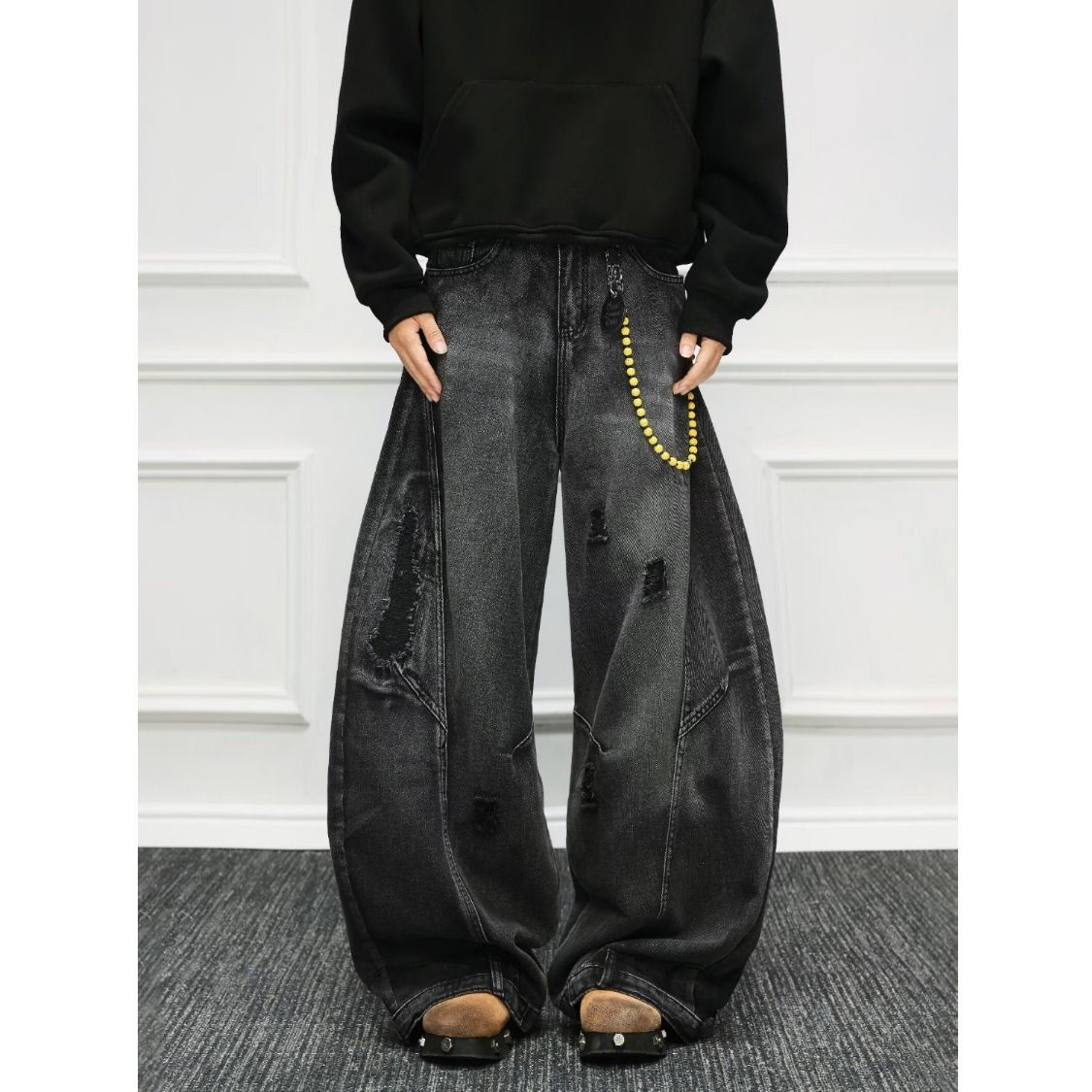 Vintage Distressed Denim Jeans – Oversized Relaxed Fit With Raw Hem & Ripped Details (S-3XL, Unisex Streetwear)_viptrois.com