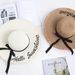 Hats made of women's straw, popular on the internet summer beach outings. Fashionable versatile for shading and sun_viptrois.com