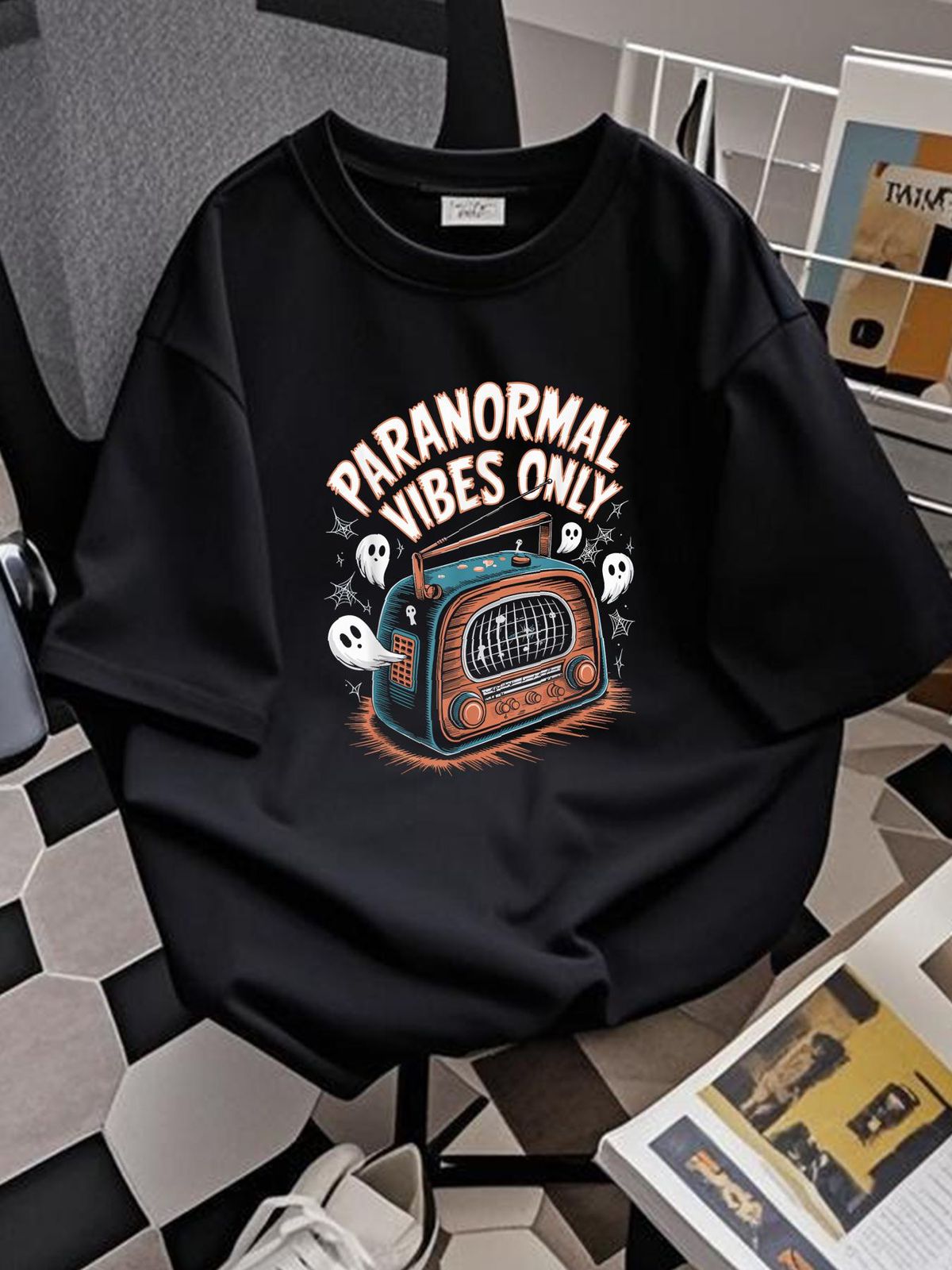 Paranormal Vibes Only Ghost Hunting Halloween T-Shirt Summer Versatile Top For Everyday Wear Designer Clothes Print Round Neck Short Sleeve Comfortable Women T-Shirt For Women Casual Stretched Streetwear Casual Slightly Female Graphic Stylish Fashion_viptrois.com