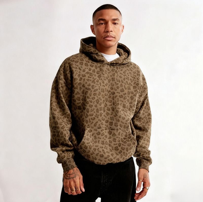 New Autumn/Winter 2025 European And American Loose Casual Leopard Print Hooded Long-sleeved Pocket Sweatshirt For Men_viptrois.com