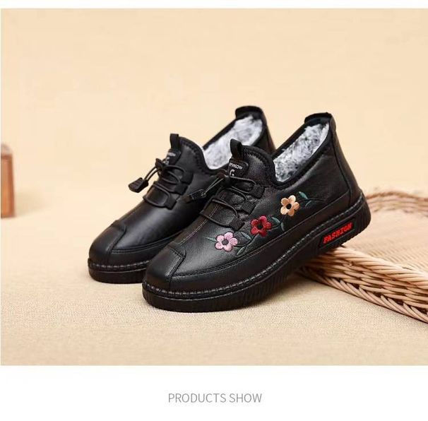 Old Beijing cloth shoes winter women's cotton shoes with fleece thickened warm mother shoes flat granny cotton boots_viptrois.com