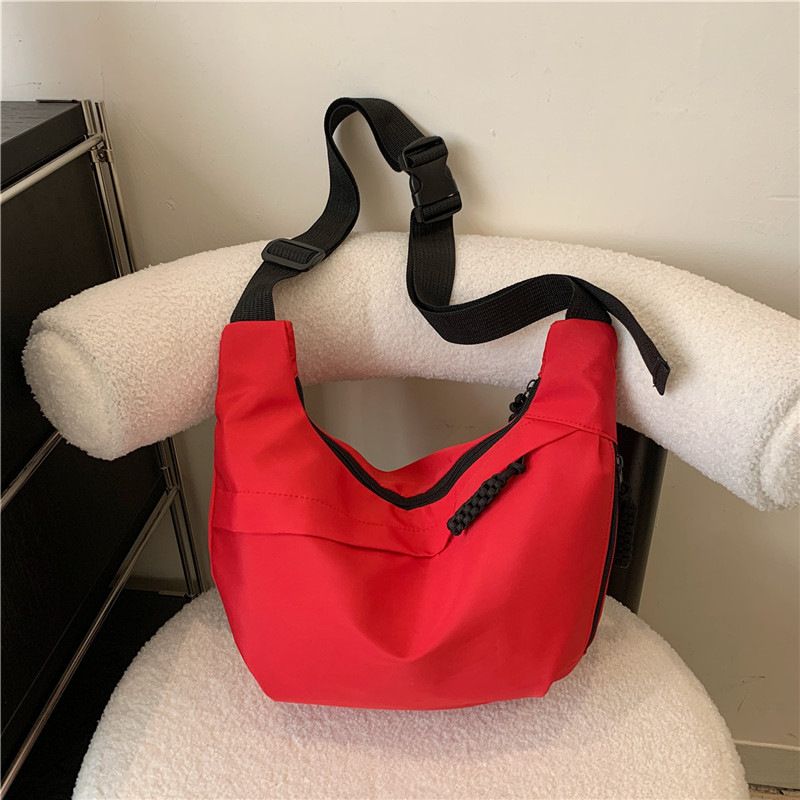 Luggage Bags Literary Nylon Dumpling Bag Large Capacity Fashion Commuter Crossbody Bag Trend Solid Color Shoulder Bag_viptrois.com
