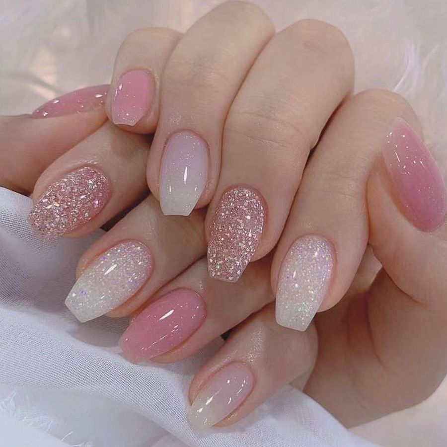 Short Trapezoidal Glitter Powder Gradient Halo Burst Wear Nail Art Patch Fashion European and American Foreign Trade Nail Art Patch 24 Pieces_viptrois.com