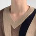 Striped V-Neck Knit Sweater – Relaxed Fit Pullover (Breathable Cotton Blend, Contrast Color Blocking, Fall/Winter Layering Essential)_viptrois.com