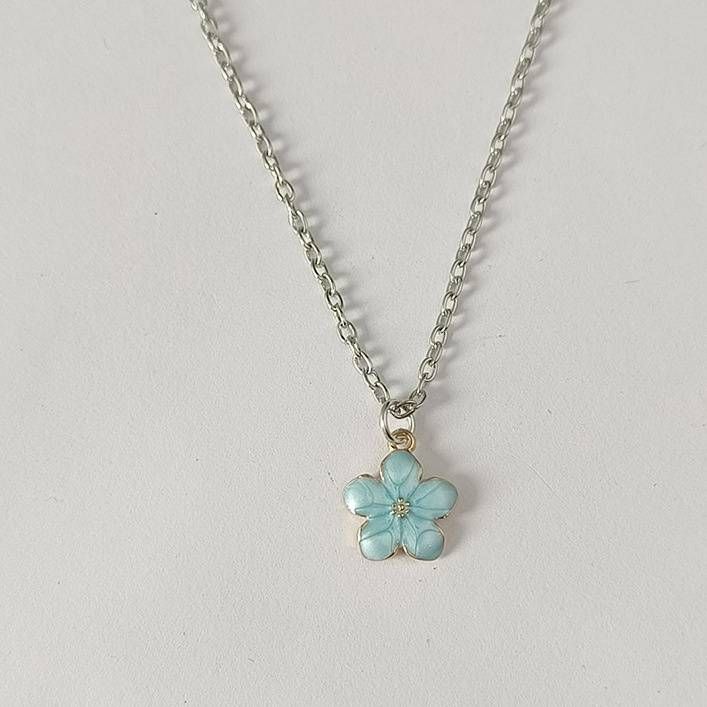 Young Girls Clothing New Glazed Five Petal Flower Necklace Popular Alloy Oil Dripped Hyun A Style Flower Pendant Necklace_viptrois.com