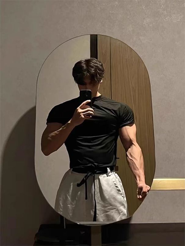 Lycra Ice Silk Cotton T-Shirt For Men, Slim Fit, Stretchy, Three-Quarter Sleeve, Breathable, Quick-Dry, Cool And_viptrois.com