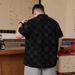A Plate-sized Man Fills A Short-sleeved Short-sleeved Checkered Polo Shirt With A New Summer Trend. A Fat Man Adds A Plate-sized Top_viptrois.com